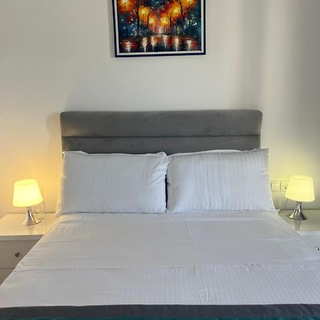 Saranda Hotel Extérieur photo
