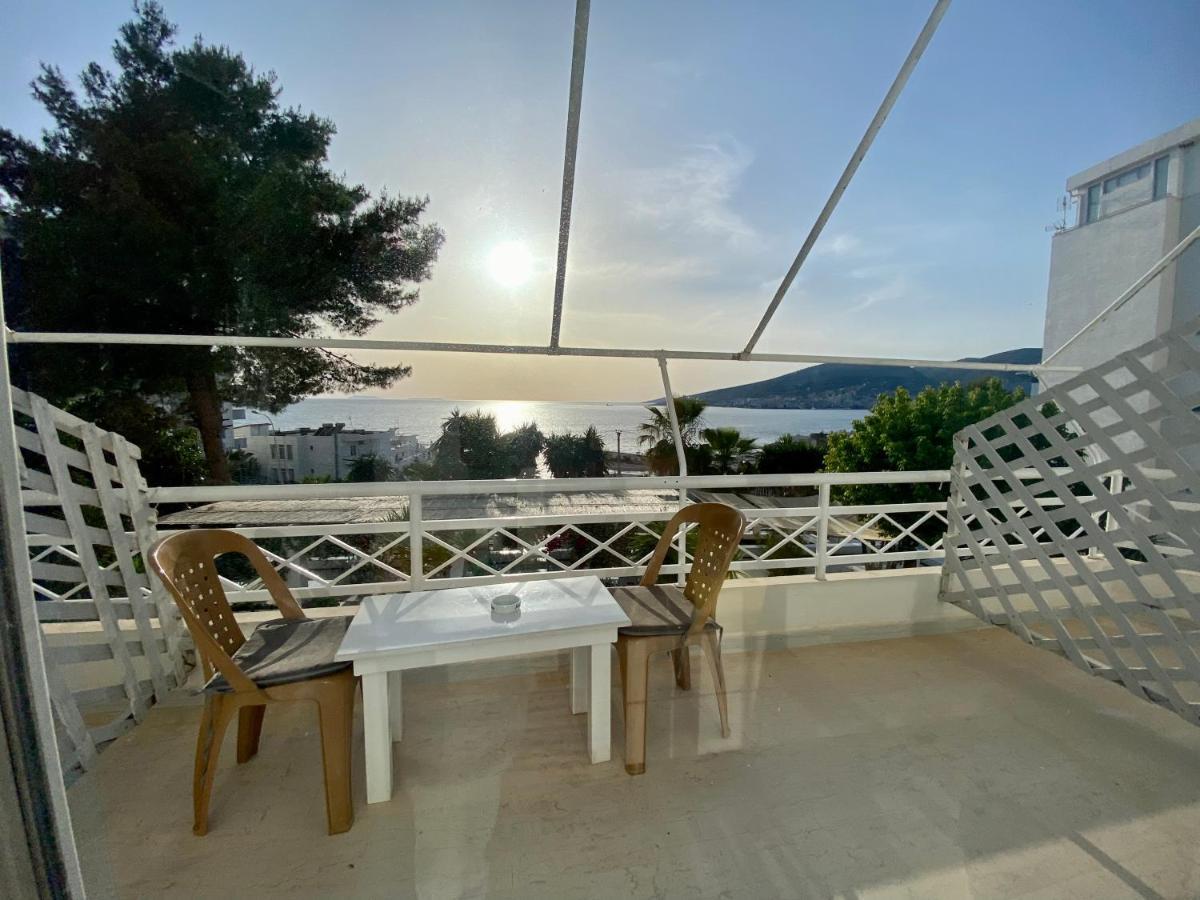 Saranda Hotel Extérieur photo