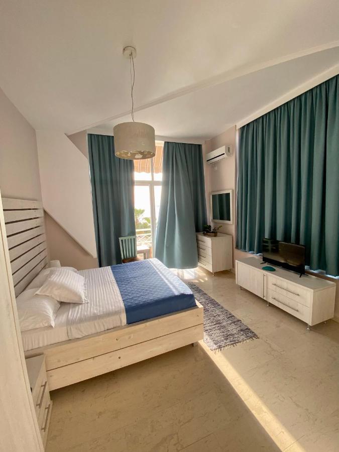 Saranda Hotel Extérieur photo