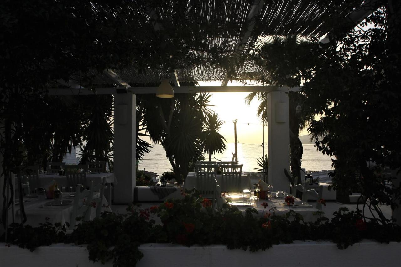 Saranda Hotel Extérieur photo