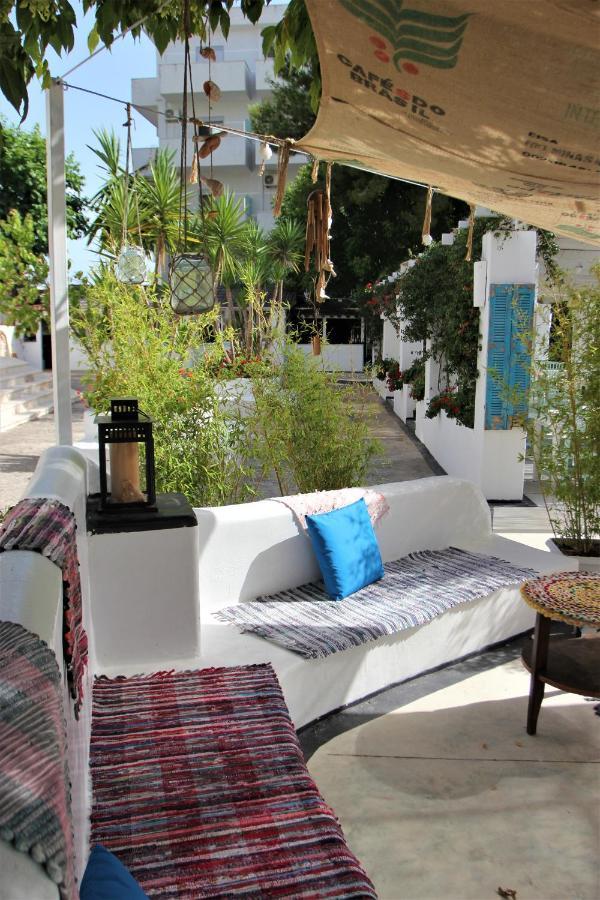 Saranda Hotel Extérieur photo